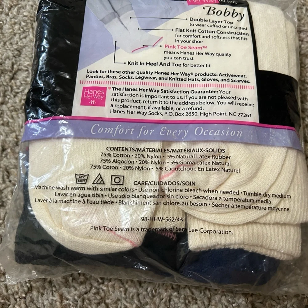Vintage Hanes Her Way Bobby Casuals Socks NEW in package Size 5-9 Women's Cotton
